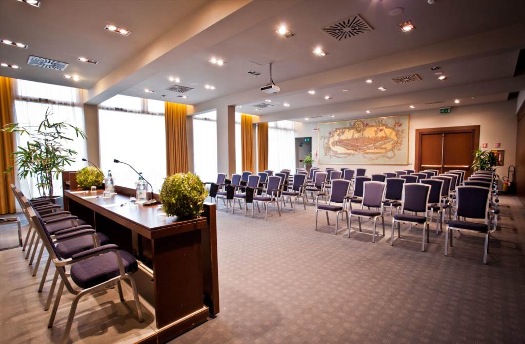 Modena 4 star Hotel Fini Baia del Re Modena | Official Site | Meeting